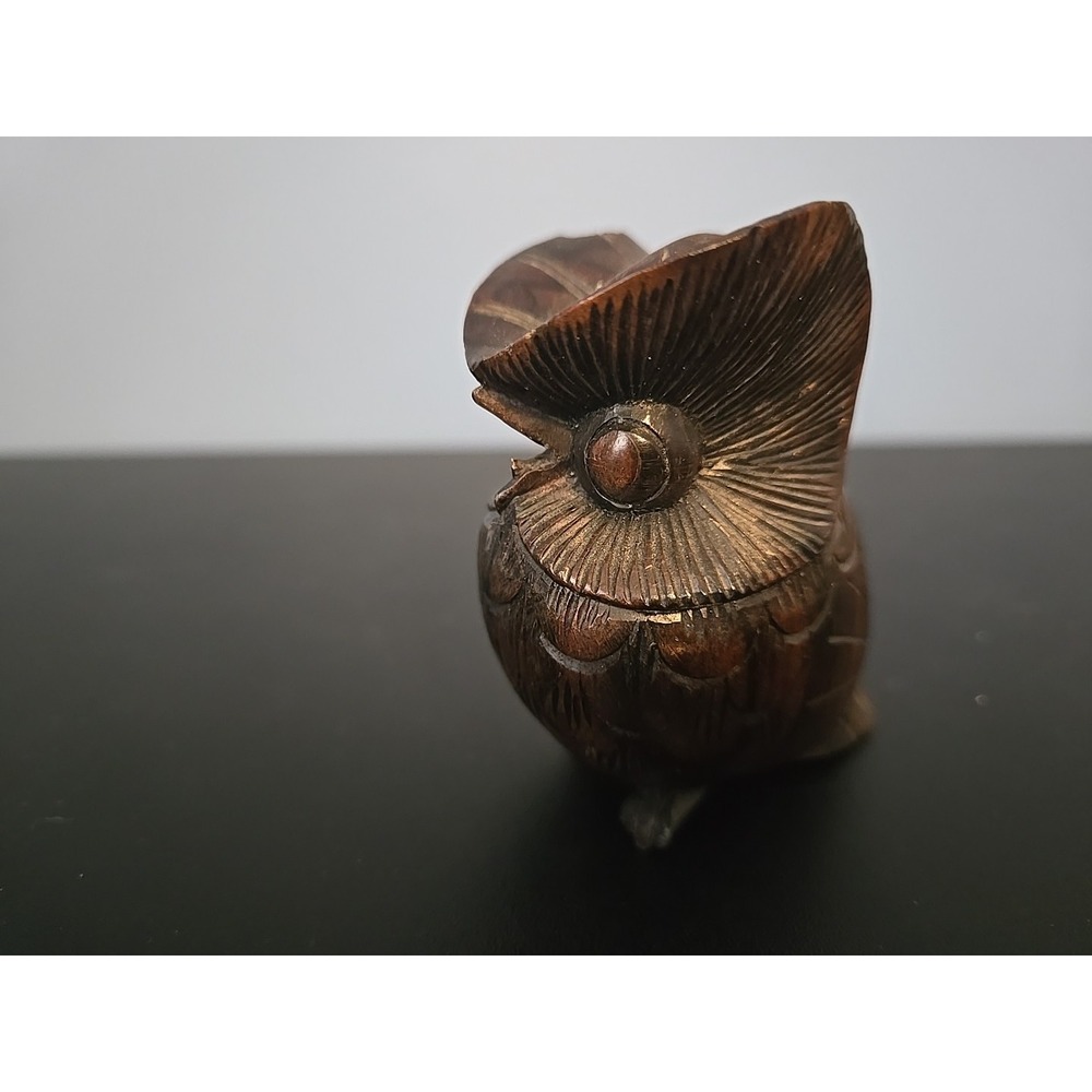 Vintage 1990's Smithsonian Institution Gift Shop Collection Faux Wood Owl
